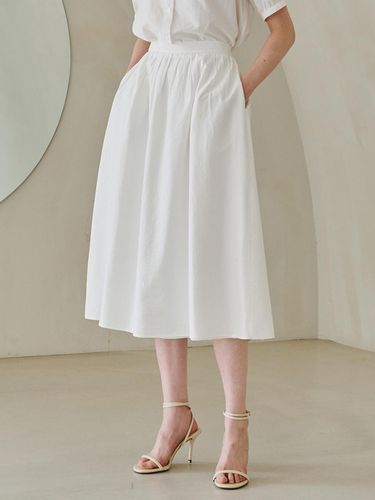 Flare Shirring Skirt - White - Nouve - Modalova