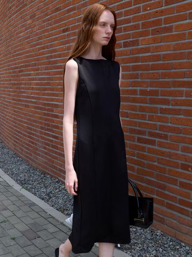 Seamed Design Jersey Dress - Black - ouie - Modalova