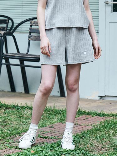 MET Summer Knit Heart Shorts_Grey - METAPHER - Modalova