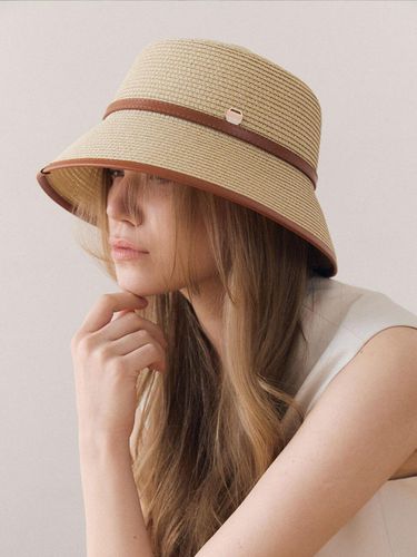 Rattan Flat Top Panama Hat - ACCLET - Modalova