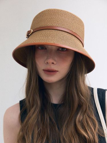 Rattan Flat Top Panama Hat - ACCLET - Modalova