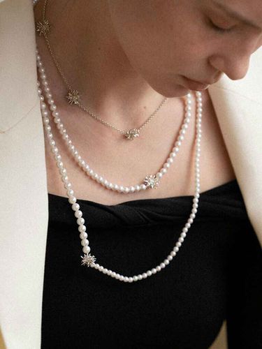 Sea Sparkle Long Pearl Necklace - partez - Modalova