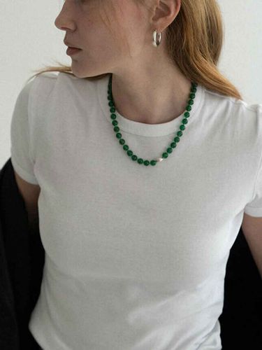 Green Pebble Necklace - partez - Modalova