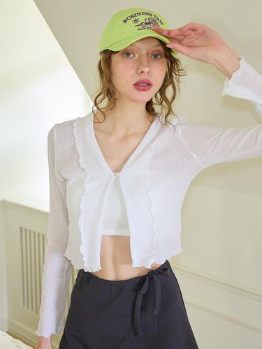 Ruffle Crop Sheer Cardigan_White - SALON DE YOHN - Modalova