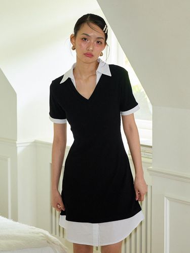 Shirt Detail Mini Dress_Black - SALON DE YOHN - Modalova