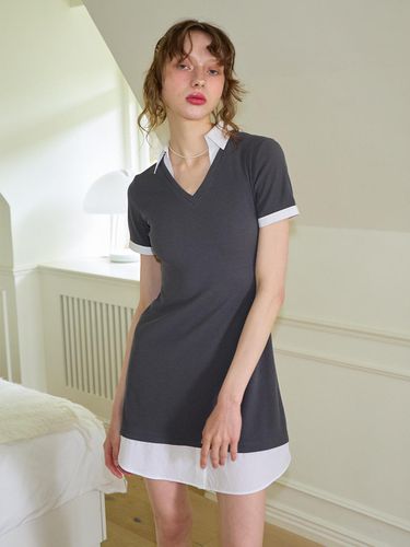 Shirt Detail Mini Dress_Gray - SALON DE YOHN - Modalova