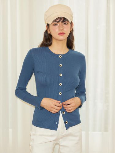 Button Point Cardigan (4 Color) - SALON DE YOHN - Modalova