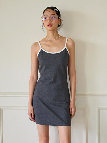 Basic Pique Slip Dress_Gray - SALON DE YOHN - Modalova