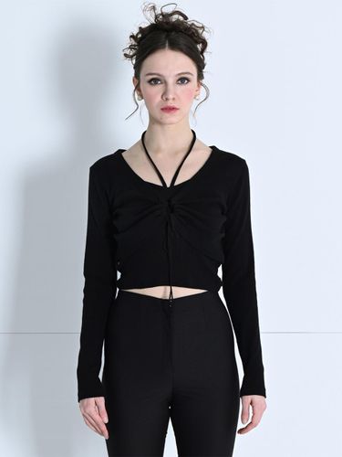 HALTER NECK TOP & BOLERO SET-UP BLACK MBDSTO002BK - MAKE A TOAST - Modalova