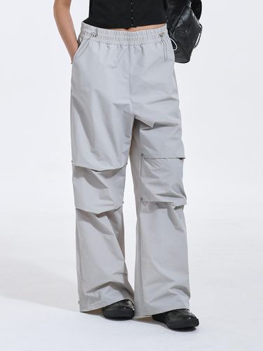 Military Wide Parachute Nylon Pant - WEST GRAND BOULEVARD - Modalova