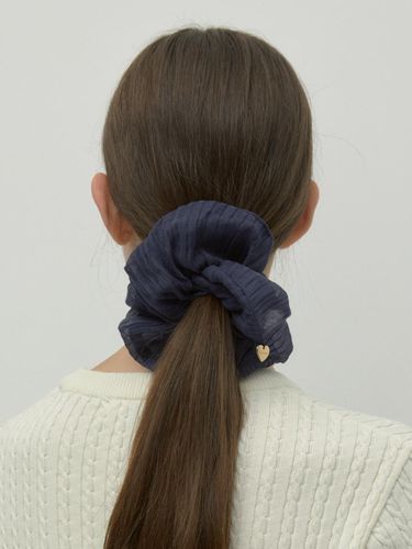 Organza Charm Point Scrunchies_Navy - DEPOUND - Modalova