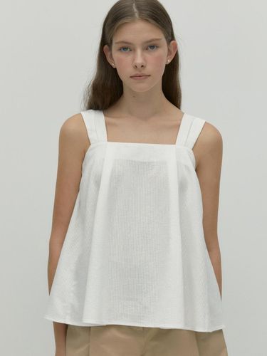 Flared Sleeveless Blouse_White - DEPOUND - Modalova