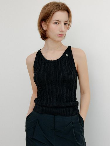 Daria Cable Knit Top (2 Color) - LOOKAST - Modalova