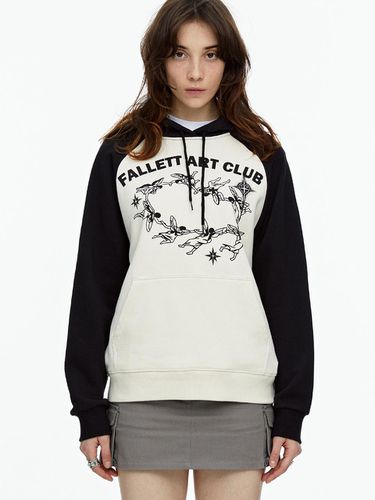 ART CLUB RAGLAN HOODIE - FALLETT - Modalova