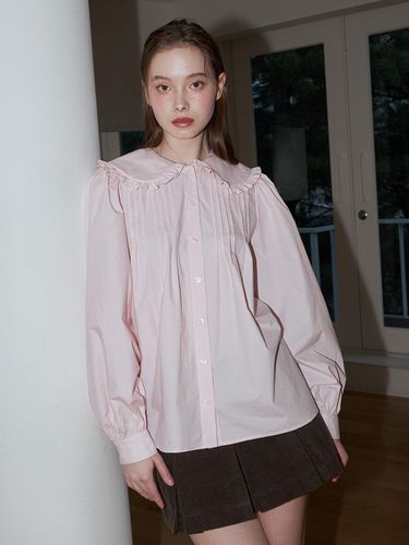 Round Collar Pintuck Blouse - Pink - VEM.VER - Modalova