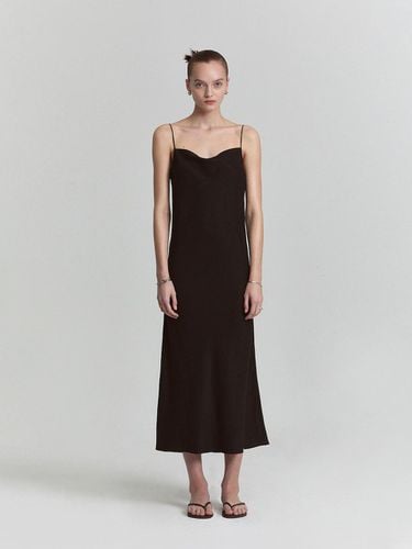 Graceful Draped Maxi Dress_Black - L’H.A.S - Modalova