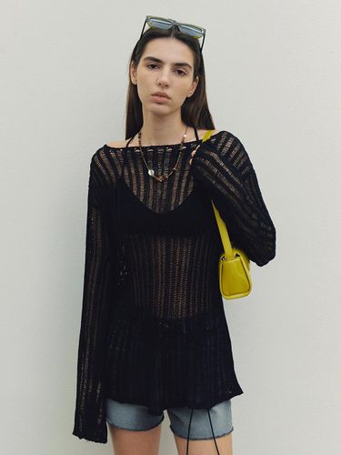 Texture Flow Loose Fit Knit Top_Black - Neev - Modalova