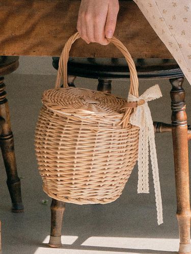 Rattan Ribbon Basket Bag Beige - ROLAROLA - Modalova