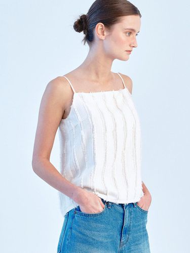 Fringe Sleeveless Blouse - SO IR - Modalova