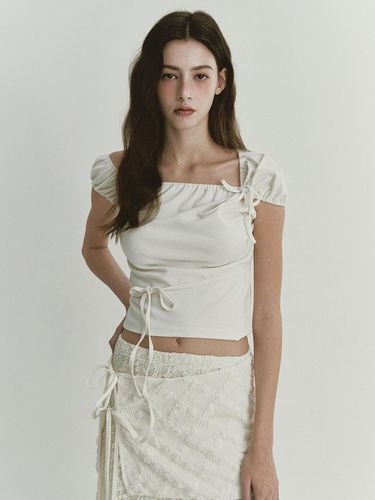 Lace Ribbon T-Shirt - ASURA - Modalova