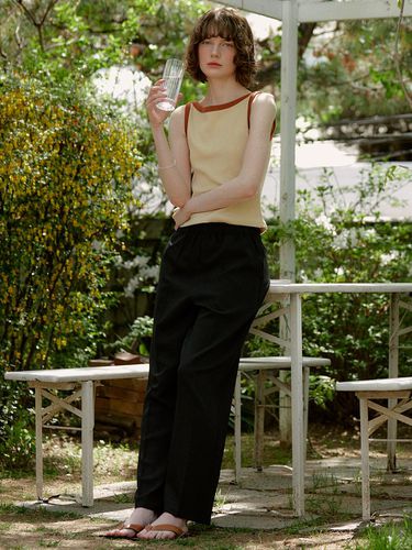 A Stripe Banding Long Pants _ Black - AMONG - Modalova