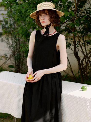 A 2-way Shirring Dress _ Black - AMONG - Modalova