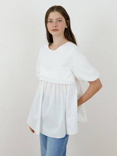 Loose Fit A Line Ruffle Blouse - Charles de Rohan - Modalova