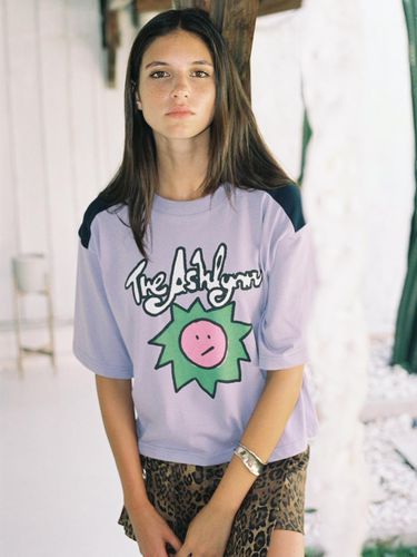 Sunny Crop T-shirt_Lilac - THE ASHLYNN - Modalova