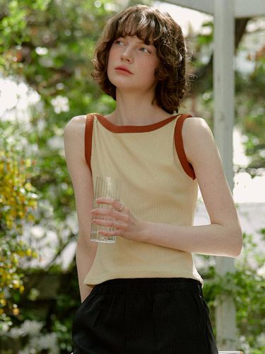 A Ribbed Sleeveless Top _ Yellow - AMONG - Modalova