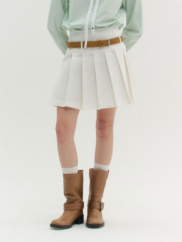 Belt Point Pleats Skirt_Off White - MOAT - Modalova