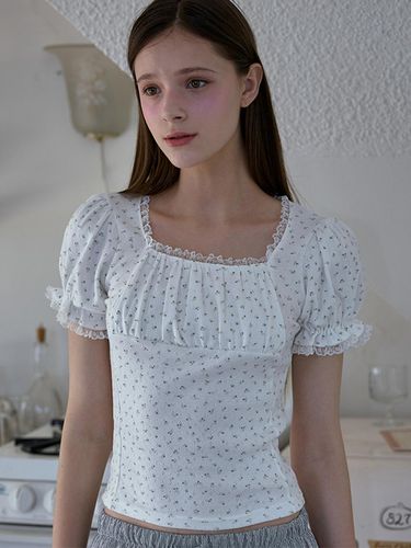 Puff Flower Lace T-shirt (White) - Rosefrantz - Modalova