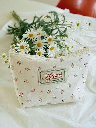 Voyage Cotton Pouch_Floral - Heeari - Modalova