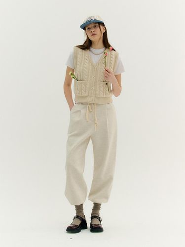 Casual String Jogger Pants_Ecru - MOAT - Modalova