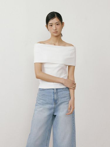 Overlap Off Shoulder Sleeve Top_White - Lucirzu - Modalova