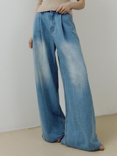 Pin Tuck Denim Pants_Blue - Lucirzu - Modalova