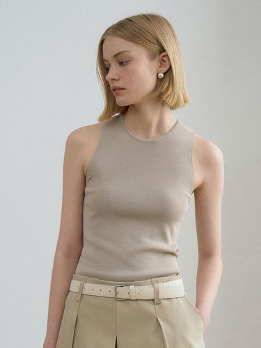 Basic Sleeveless Knit Top - RENEJ - Modalova