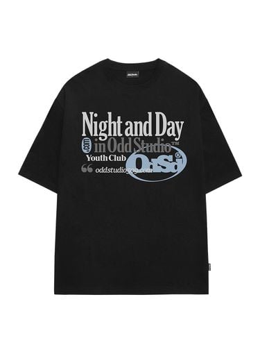 Night and Day Graphic Oversized T-Shirt - ODD STUDIO - Modalova