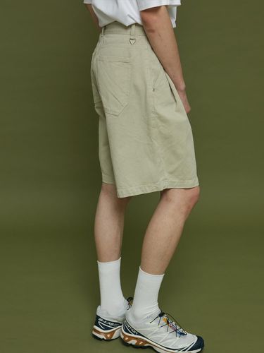 Signature Plank Wide Bermuda Denim Shorts_Beige - evener - Modalova