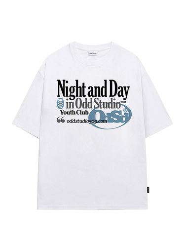 Night and Day Graphic Oversized T-Shirt - ODD STUDIO - Modalova