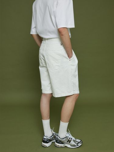 Signature Plank Wide Bermuda Denim Shorts_White - evener - Modalova