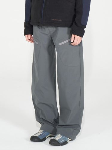 ACG Pants_Charcoal - FUTURE LAB - Modalova