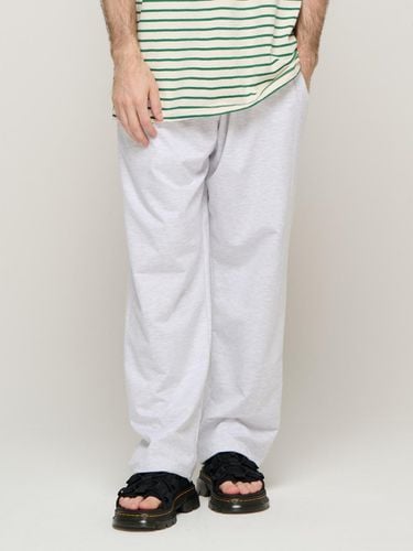 CB Semi Wide Cool Air Straight Pants_White - CARGOBROS - Modalova