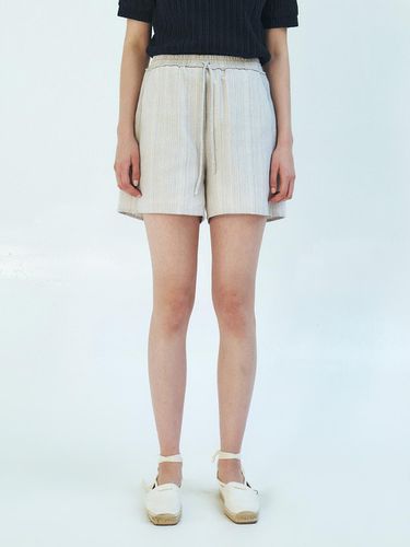 TFR Stripe Short Banding Pants_Sky - MOHAN - Modalova