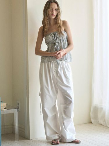 Strap Wide Banding Pants _ White - SIGREAT - Modalova