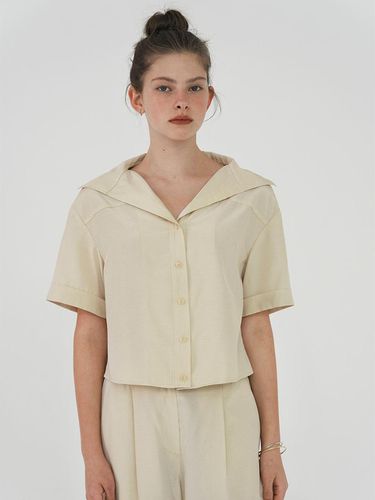 Wide Collar Crop Shirt Blouse - on&on - Modalova