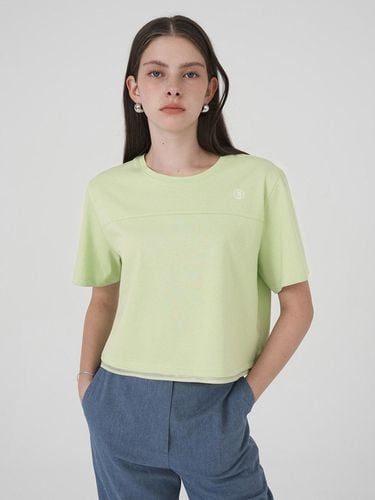 Color Scheme Detail Cropped T-shirt - on&on - Modalova