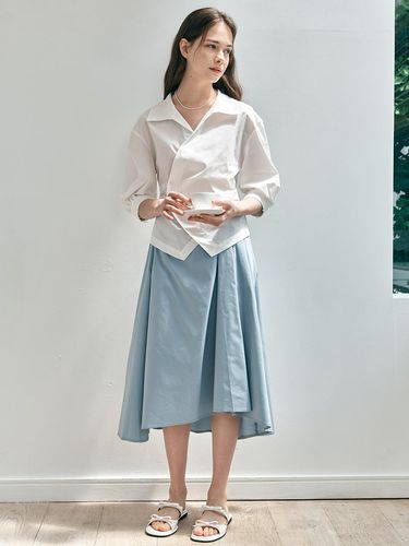 Irregular Pleated Skirt (Blue) - We’Dee - Modalova