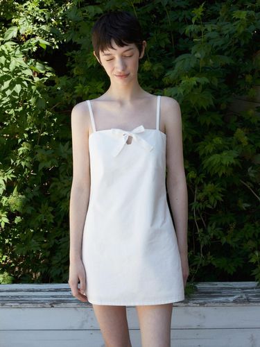 Simple Ribbon Mini Dress - White - LADYVOLUME - Modalova