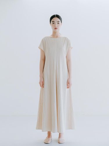 Boatneck Maxi Dress _ Pale Beige - REPLAIN - Modalova