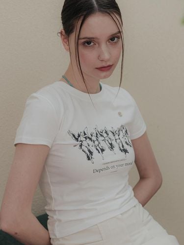 Slogan Angel T-shirt_White - hardcore happiness - Modalova